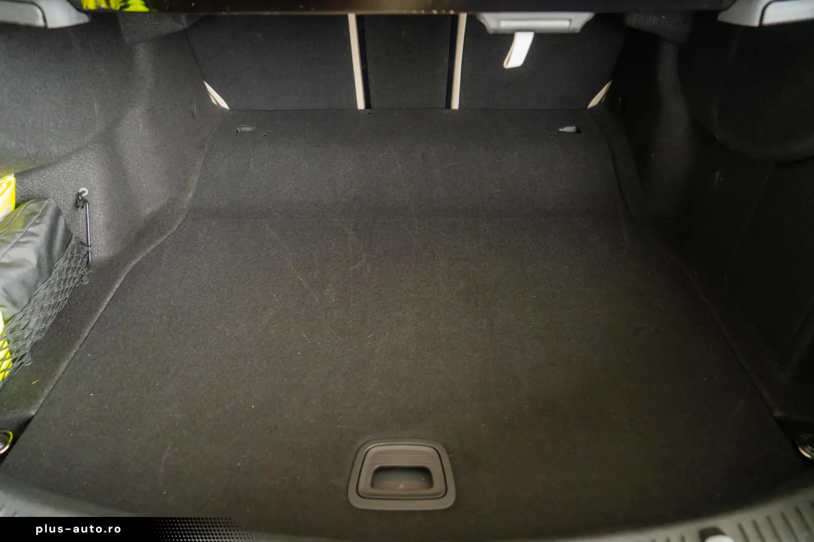 Mercedes-Benz E-Class 4MATIC 9G-TRONIC