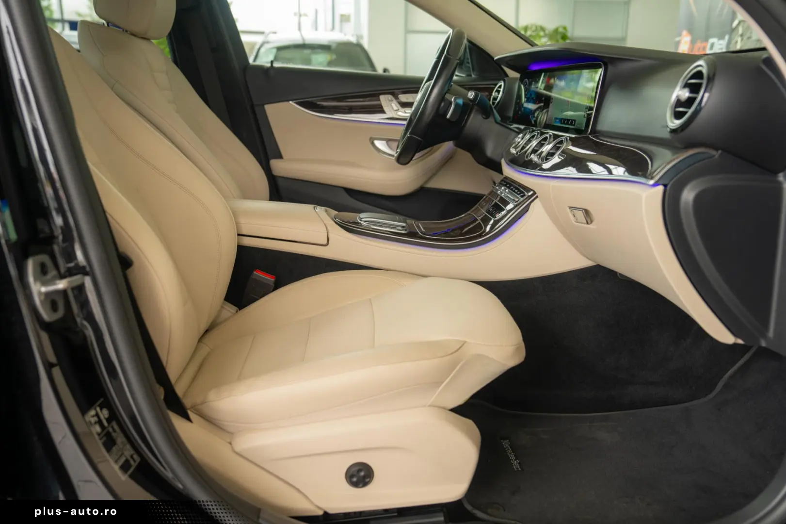 Mercedes-Benz E-Class 4MATIC 9G-TRONIC