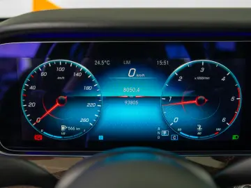 Mercedes-Benz E-Class 4MATIC 9G-TRONIC