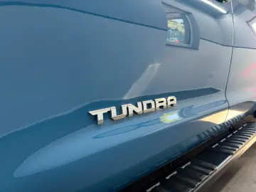 Tundra iFORCE 5.7 V8 4x4 SR5/6.Sitze/LKW/BRC-LPG