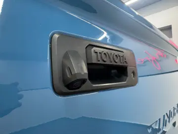 Tundra iFORCE 5.7 V8 4x4 SR5/6.Sitze/LKW/BRC-LPG