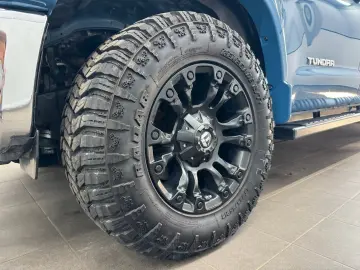 Tundra iFORCE 5.7 V8 4x4 SR5/6.Sitze/LKW/BRC-LPG