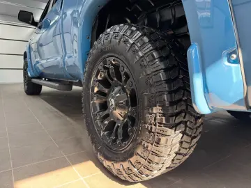 Tundra iFORCE 5.7 V8 4x4 SR5/6.Sitze/LKW/BRC-LPG