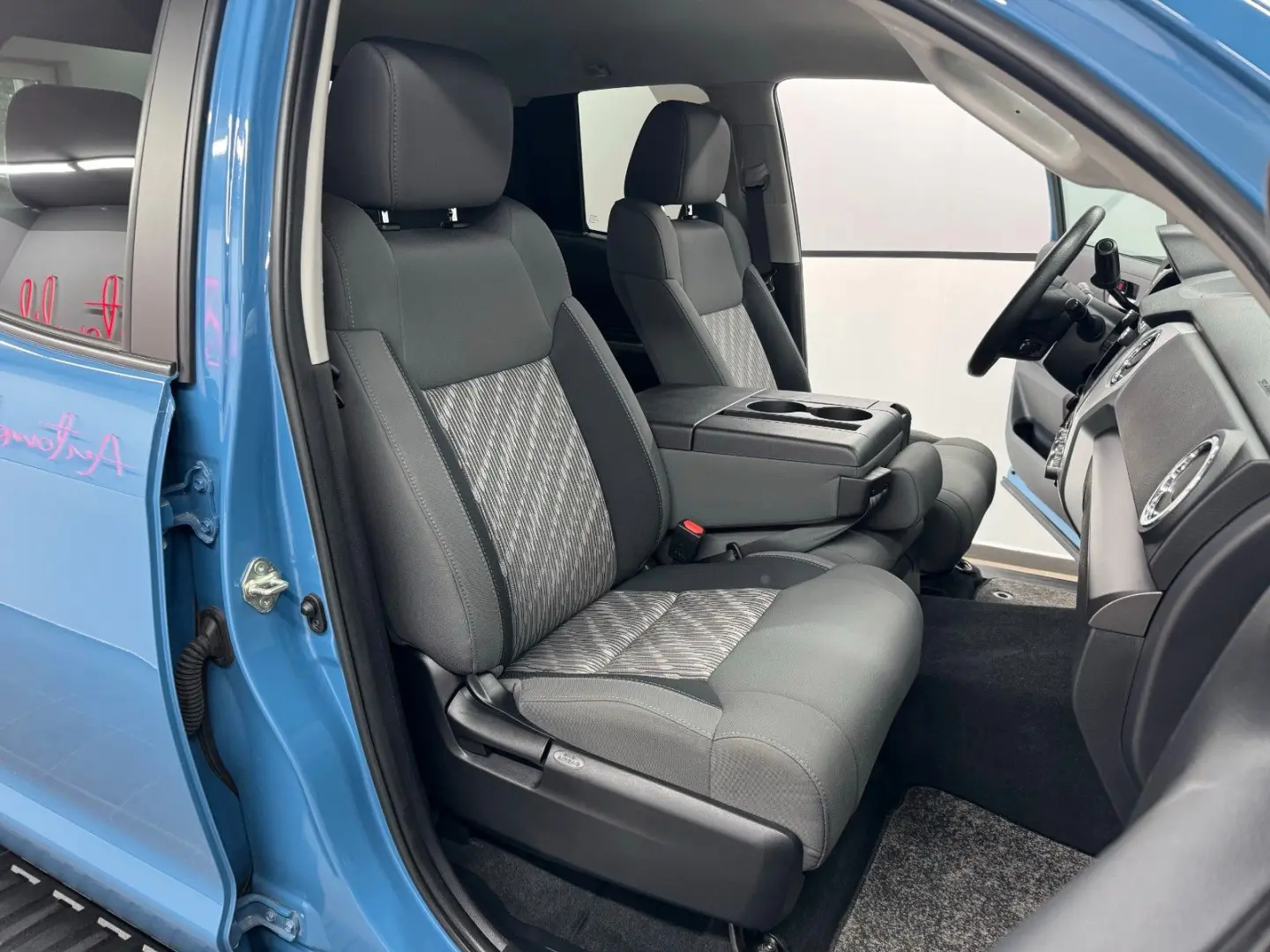 Tundra iFORCE 5.7 V8 4x4 SR5/6.Sitze/LKW/BRC-LPG