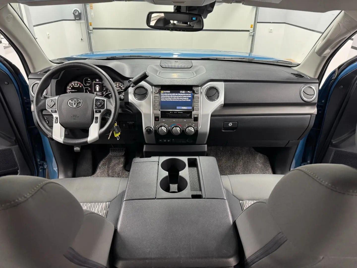 Tundra iFORCE 5.7 V8 4x4 SR5/6.Sitze/LKW/BRC-LPG