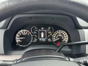 Tundra iFORCE 5.7 V8 4x4 SR5/6.Sitze/LKW/BRC-LPG