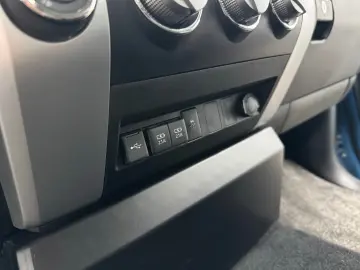 Tundra iFORCE 5.7 V8 4x4 SR5/6.Sitze/LKW/BRC-LPG