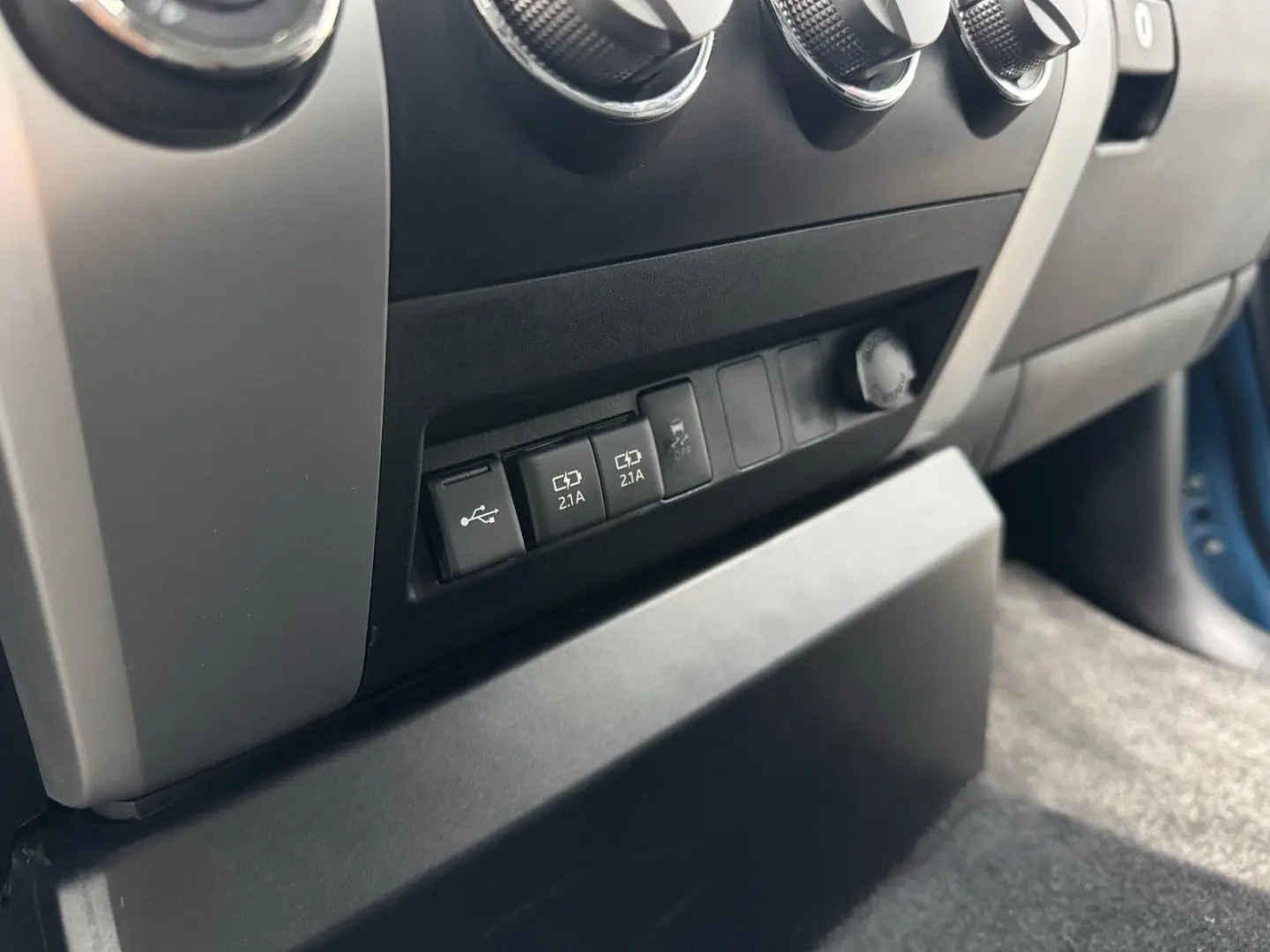 Tundra iFORCE 5.7 V8 4x4 SR5/6.Sitze/LKW/BRC-LPG
