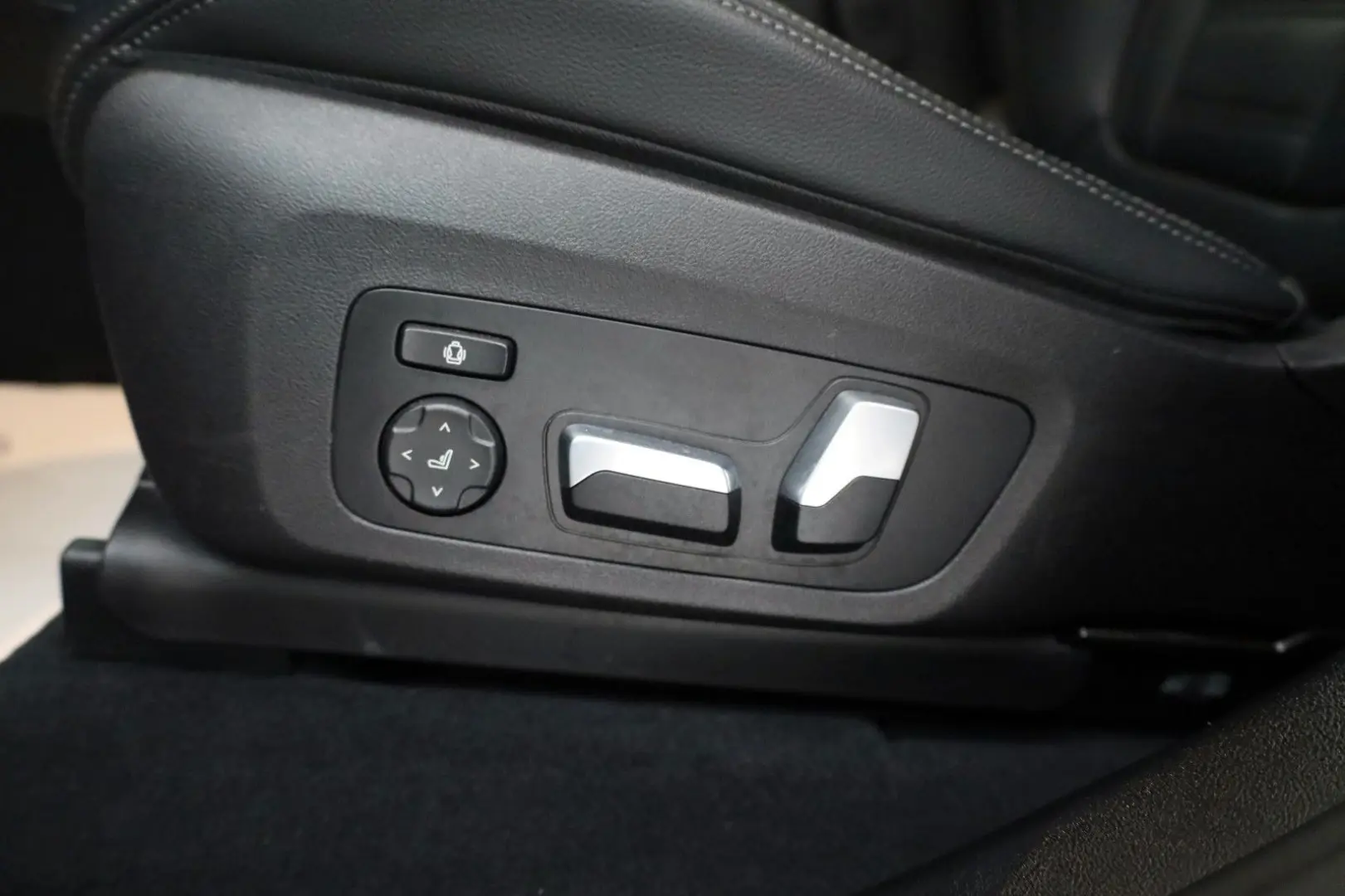 X4 20d xDrive xLine Leder,Navi,LED,HeadUp,SH,PDC