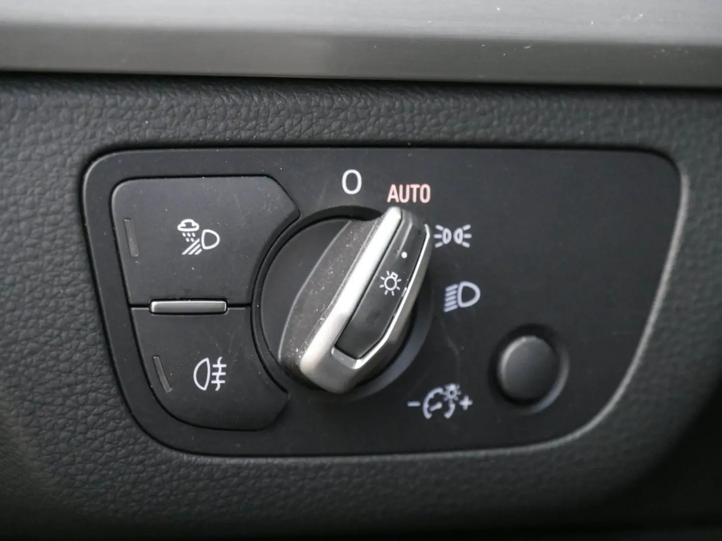 Q5 TFSI e nza 55 TFSI e quattro Luft AHK Alcanta