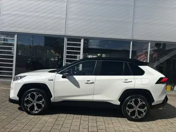 RAV 4 Plug-in-Hybrid Technik- und Style Paket