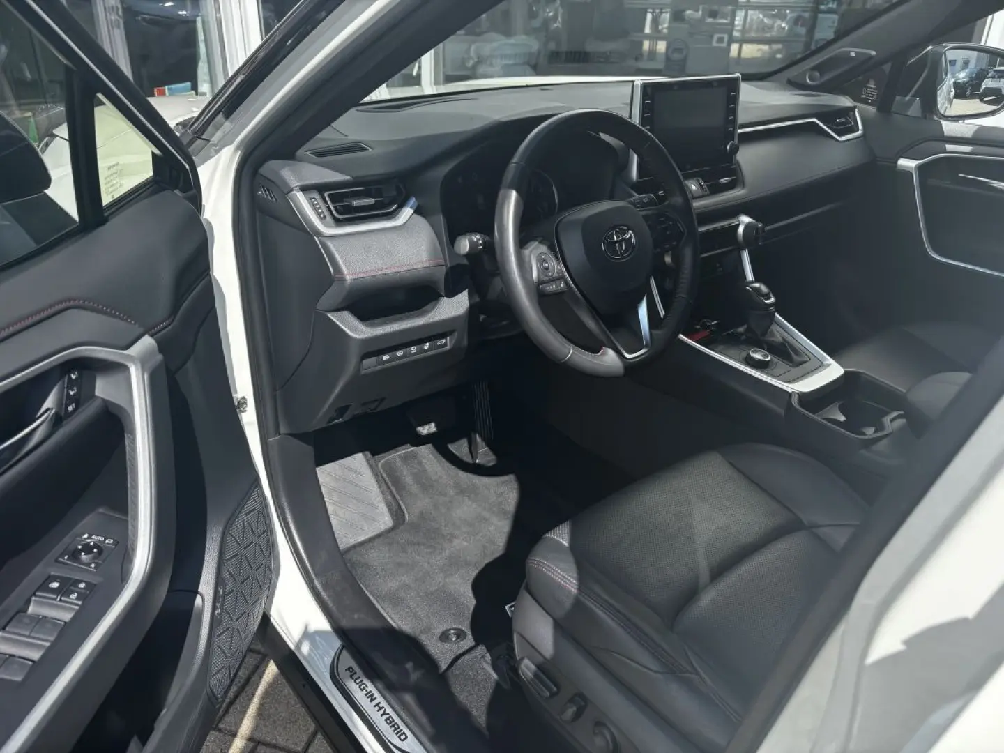 RAV 4 Plug-in-Hybrid Technik- und Style Paket