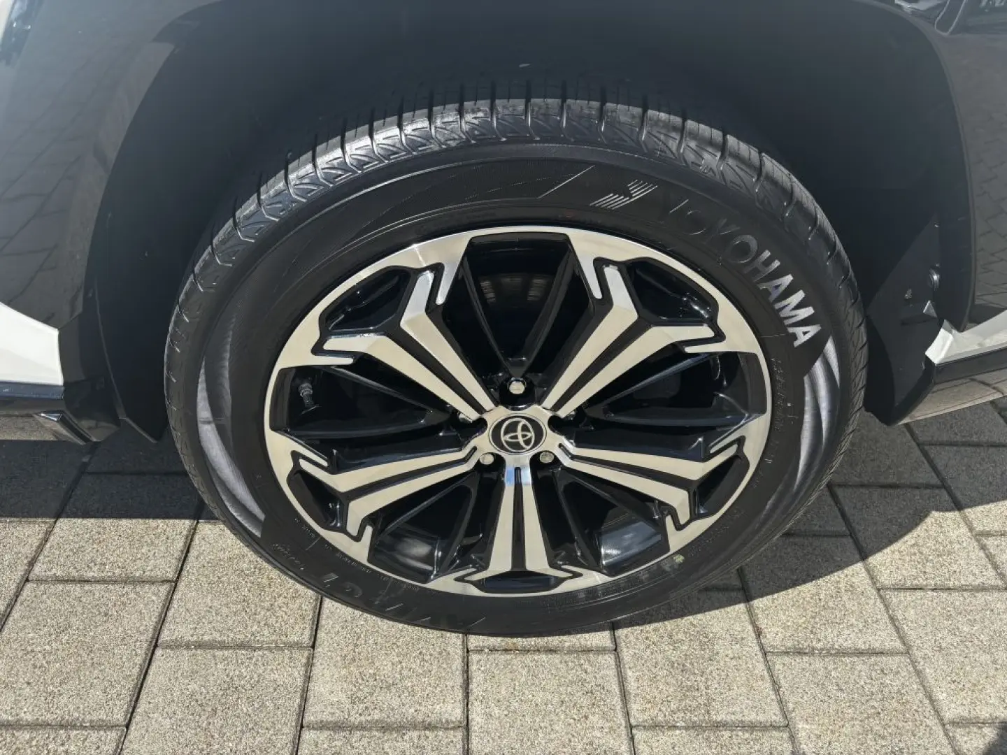 RAV 4 Plug-in-Hybrid Technik- und Style Paket