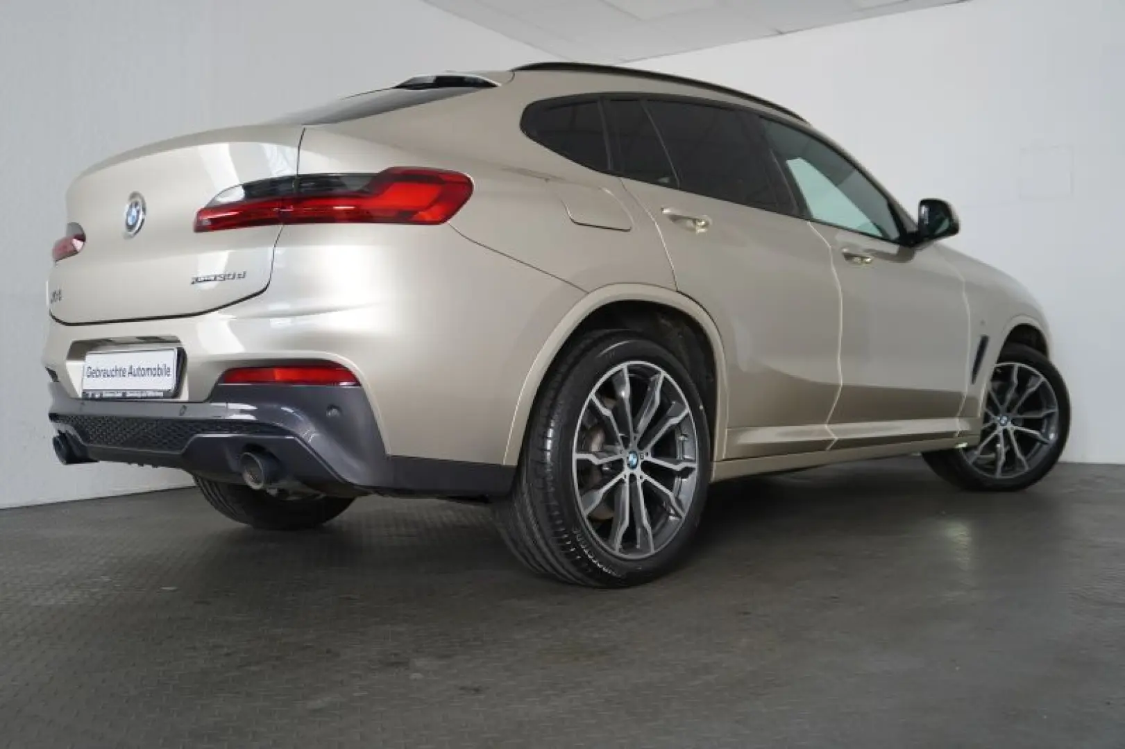 X4 xDrive30d M Sport HUD.INNOPAKET.20LM.LED-SW