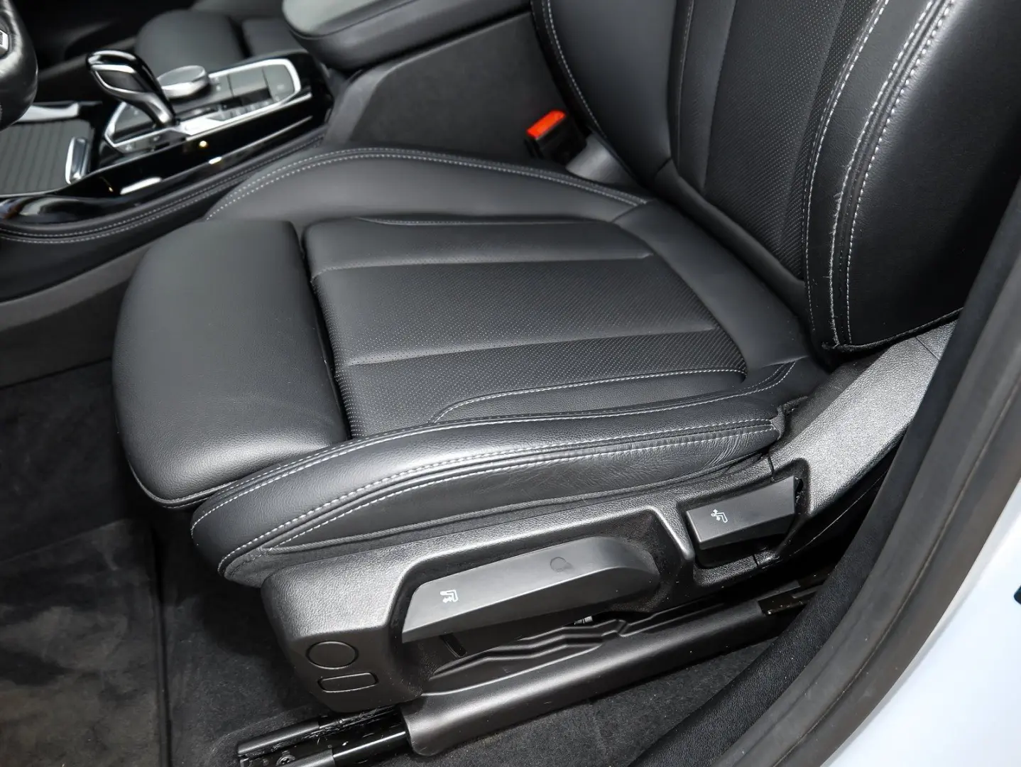 X4 xDrive20i M Sport LC Prof. AHK LED HiFi RFK D