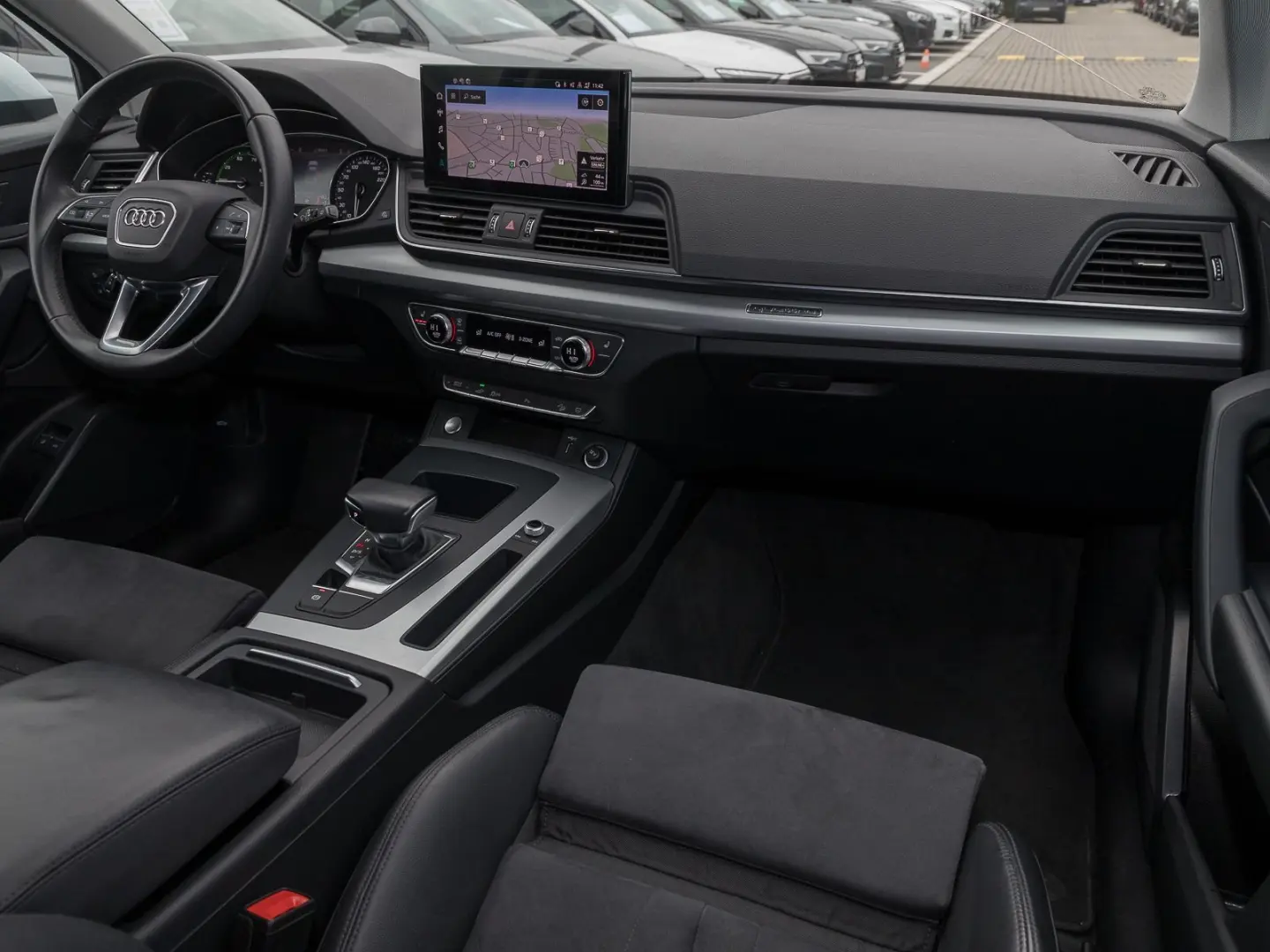 Q5 Sportback 50 TFSIe Q S LINE BLACK eSITZE LED