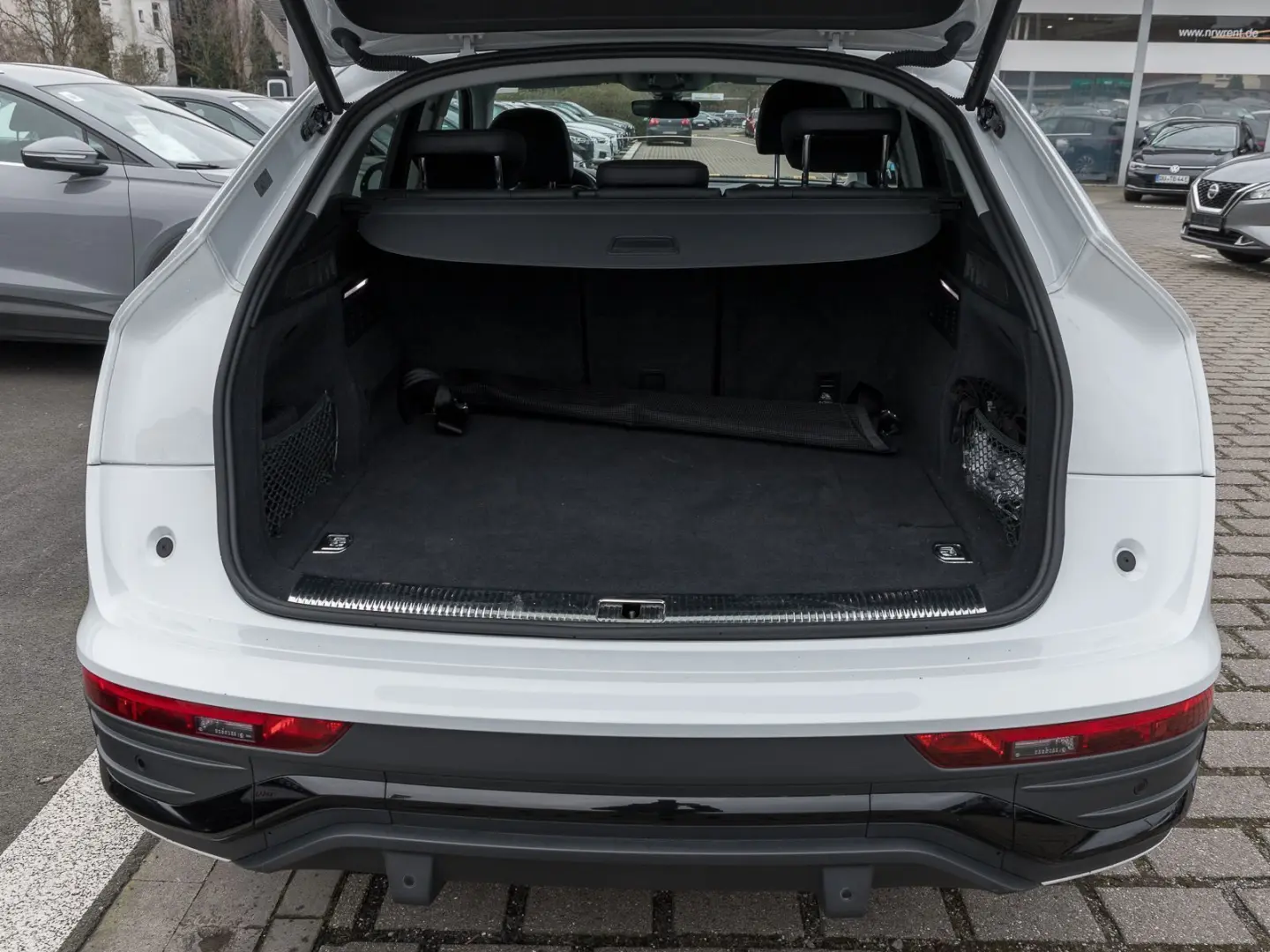 Q5 Sportback 50 TFSIe Q S LINE BLACK eSITZE LED