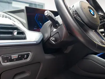 BMW XM  Iconic M ACC CAMERA 360 AHK MASSAGE Soft-Close