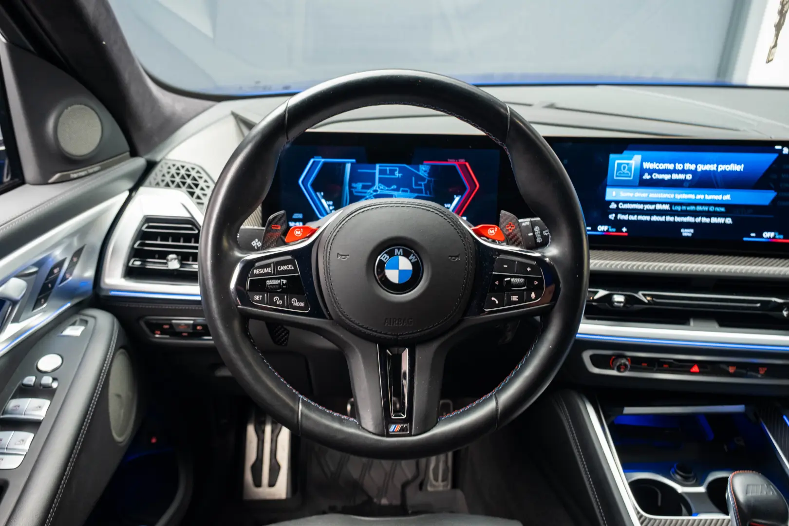 BMW XM  Iconic M ACC CAMERA 360 AHK MASSAGE Soft-Close