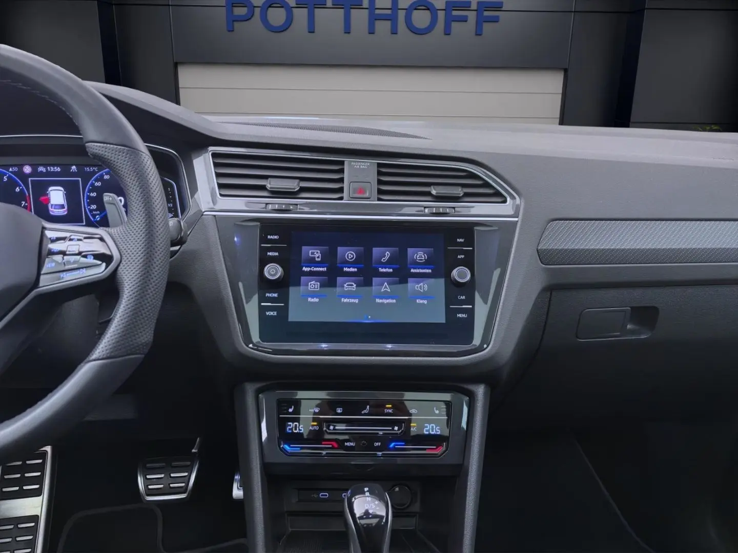 Tiguan 4M R PANO AHK NAVI IQ.LIGHT