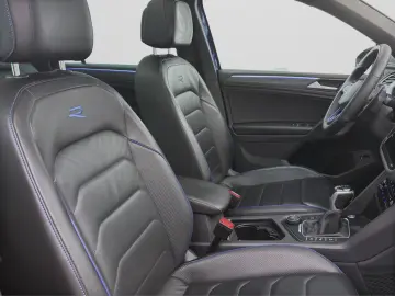 Tiguan 4M R PANO AHK NAVI IQ.LIGHT