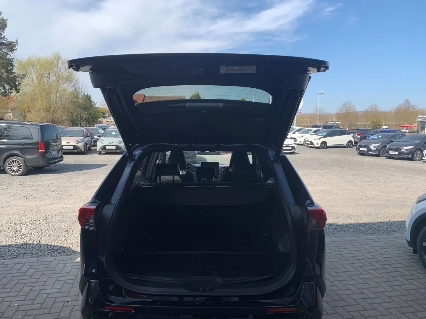 RAV 4 Plug-in Hybrid 4x4 2.5 NAVI+LEDER+MEMORY-S