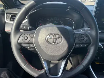 RAV 4 Plug-in Hybrid 4x4 2.5 NAVI+LEDER+MEMORY-S
