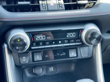Across Plug-in Hybrid 4x4 Comfort+ ACC,CarPlay