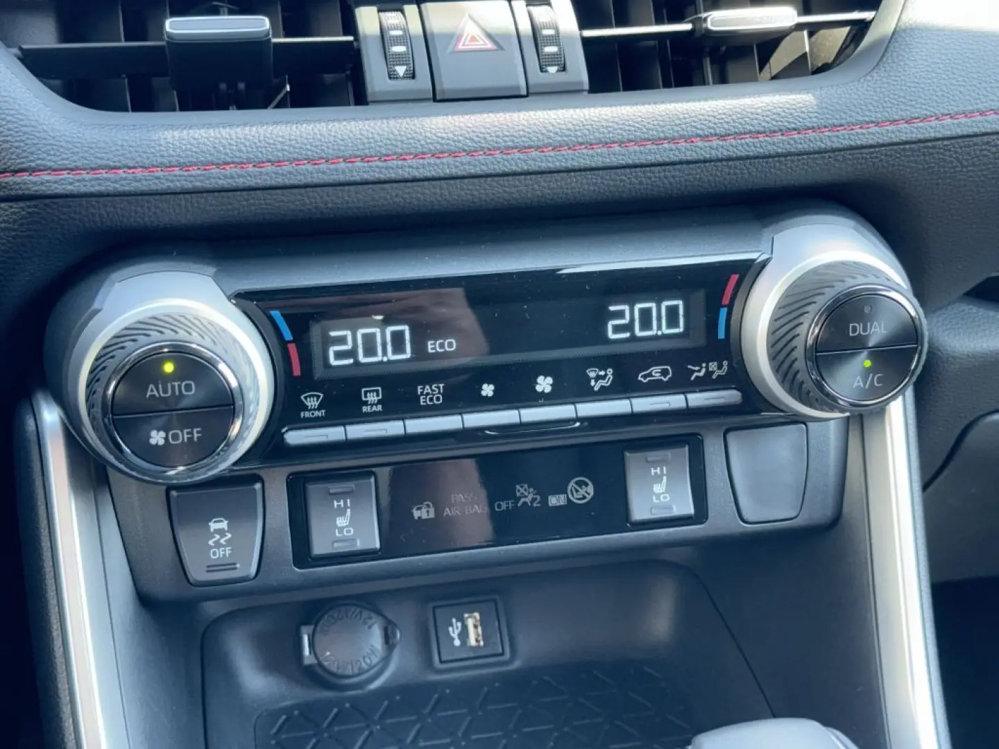 Across Plug-in Hybrid 4x4 Comfort+ ACC,CarPlay