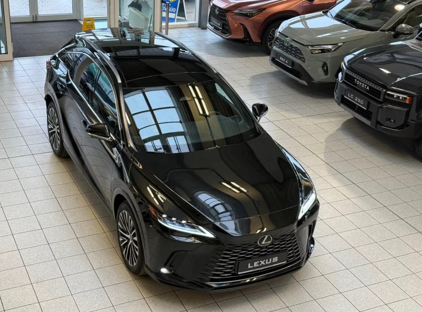 Lexus RX 350H - PANORAMA-360