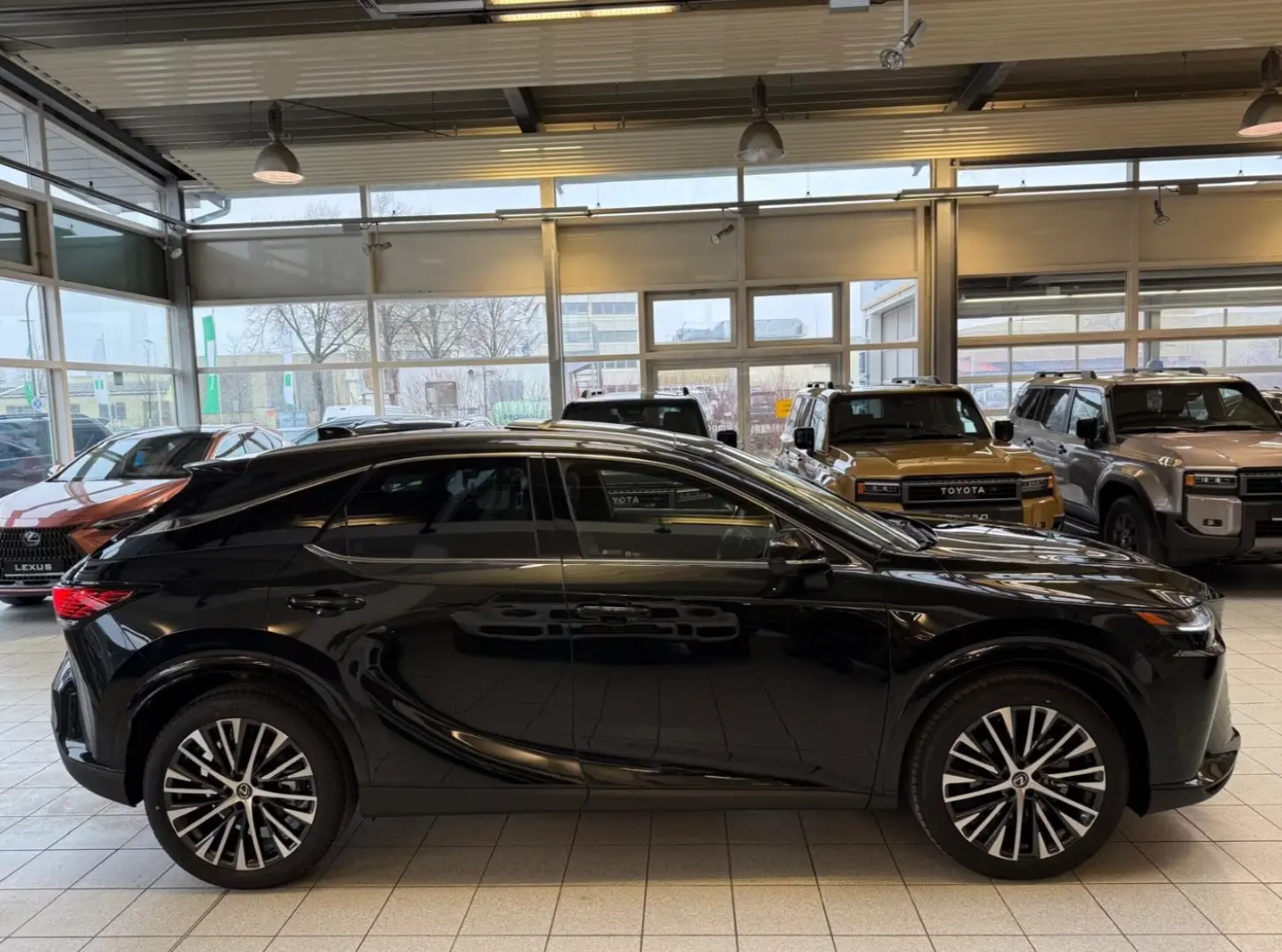 Lexus RX 350H - PANORAMA-360