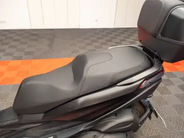 PIAGGIO MP3 530 HPE
