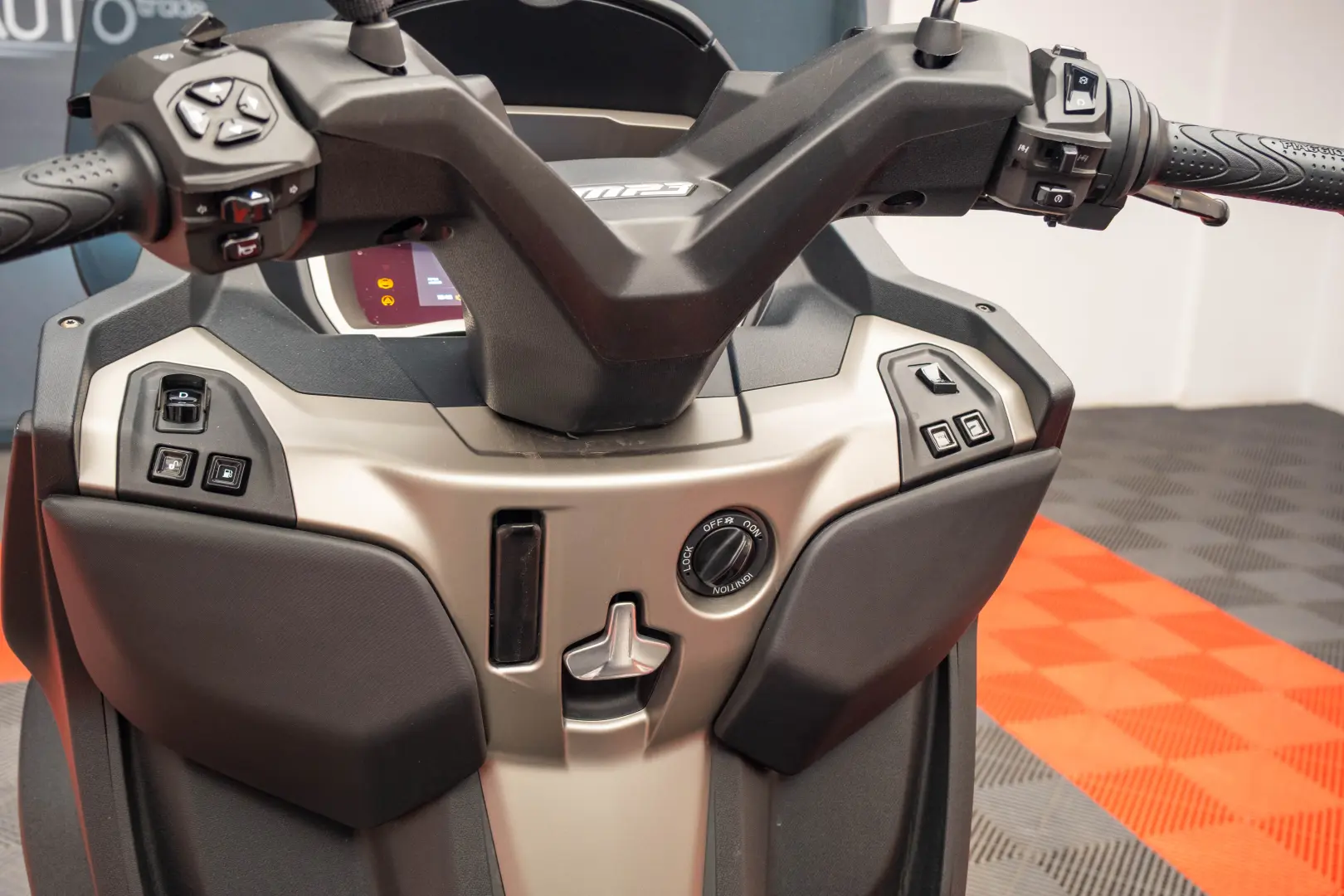 PIAGGIO MP3 530 HPE