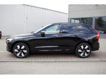 XC60 T6 AWD Plug-in Hybrid Ultra Dark ACC HuD HK