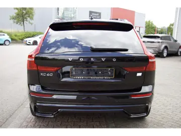 XC60 T6 AWD Plug-in Hybrid Ultra Dark ACC HuD HK