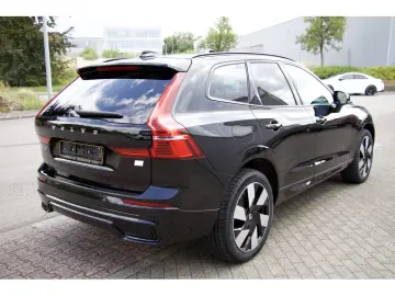 XC60 T6 AWD Plug-in Hybrid Ultra Dark ACC HuD HK