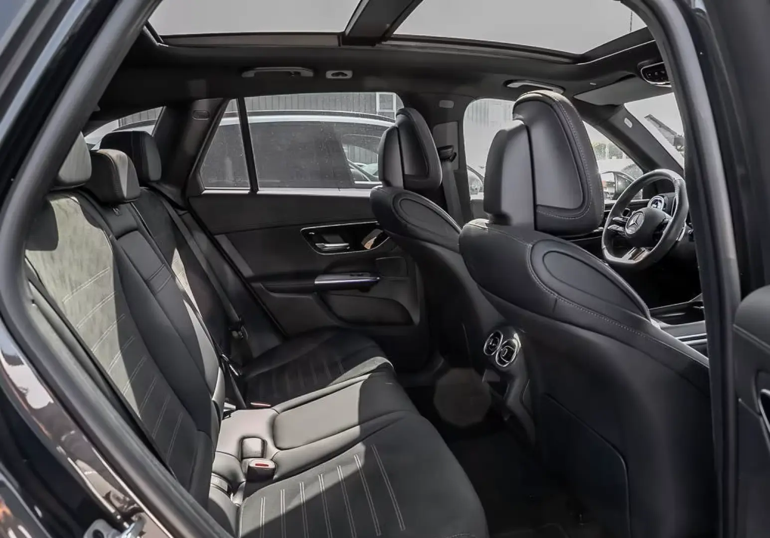 Mercedes-Benz GLC 200 4M AMG Advanced Plus Pano