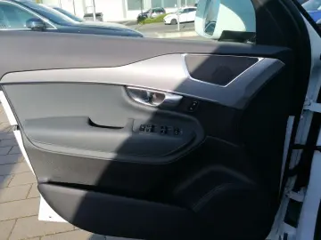 XC90 Inscription Expression Recharge T8 AWD  MY2
