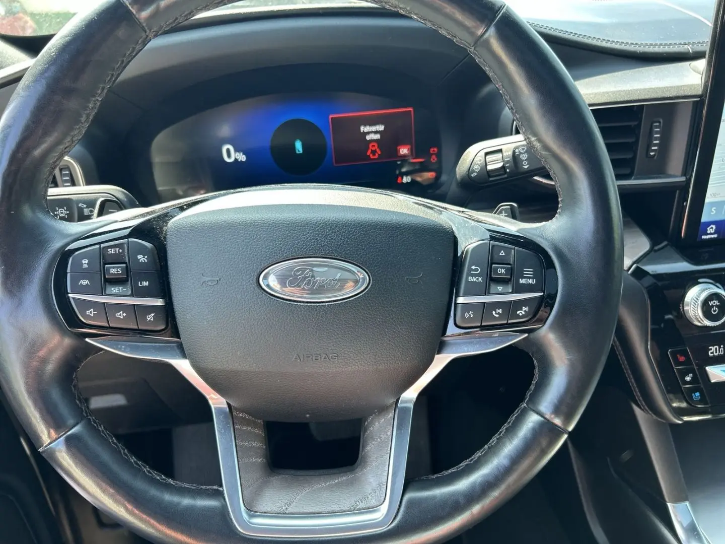 Explorer Platinum Plug-in-Hybrid 4x4 3.0 EcoBoos