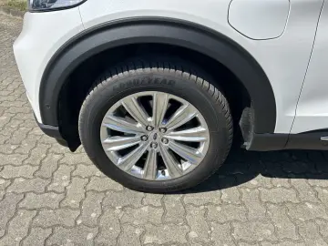 Explorer Platinum Plug-in-Hybrid 4x4 3.0 EcoBoos