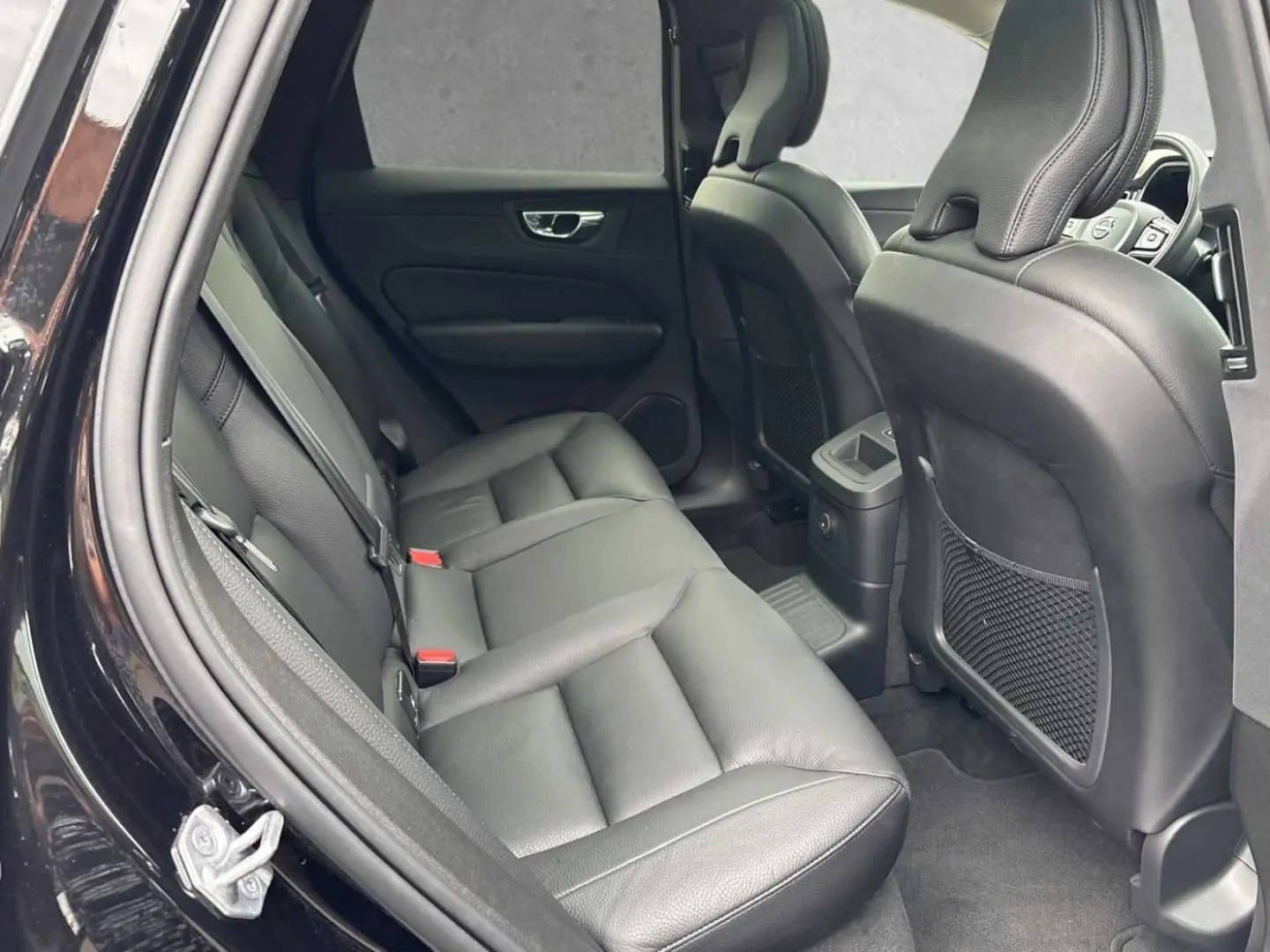 XC60 Plug-In-Hybrid T8 AWD Recharge Geartronic I