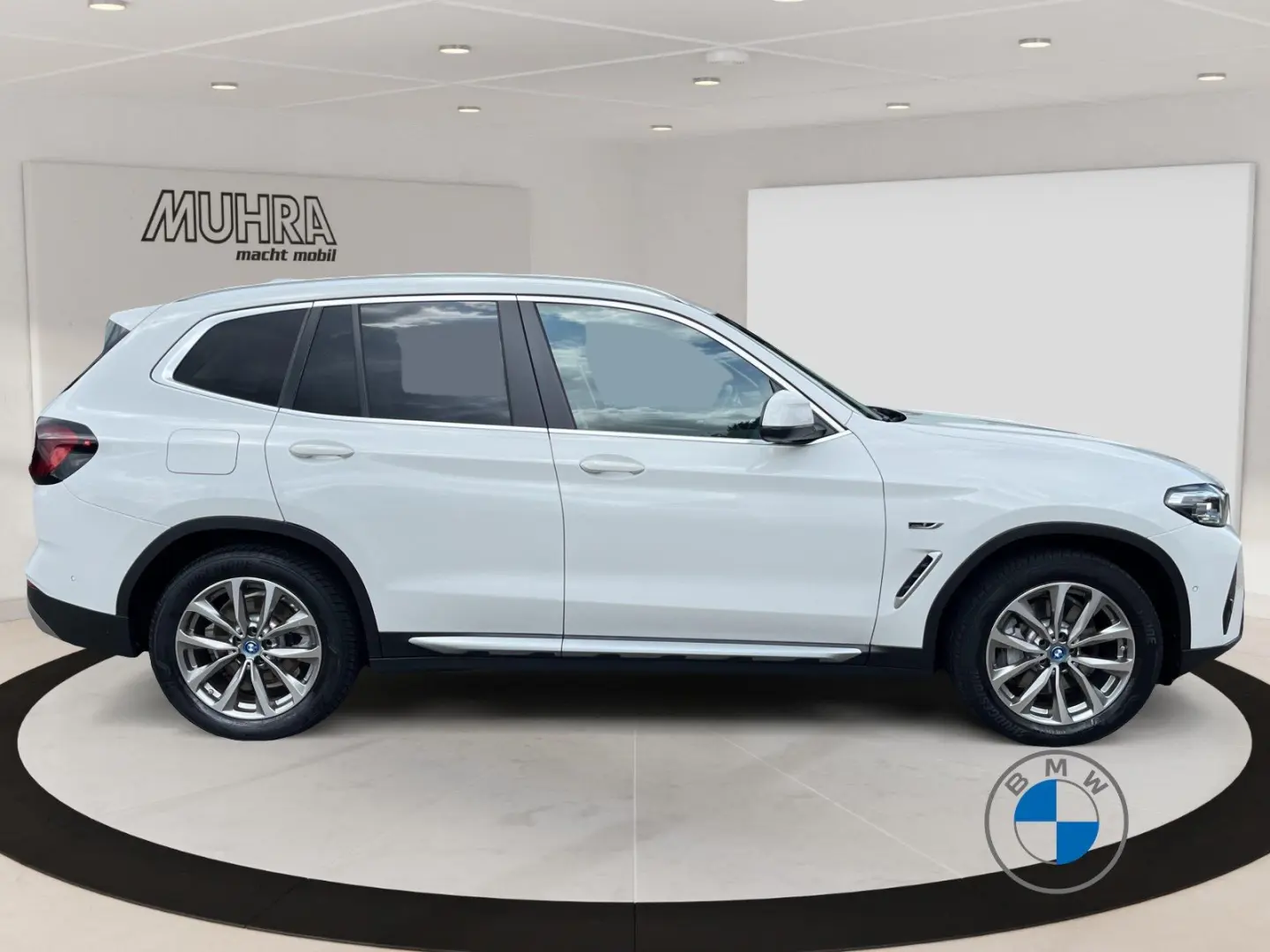 X3 xDrive30e 19