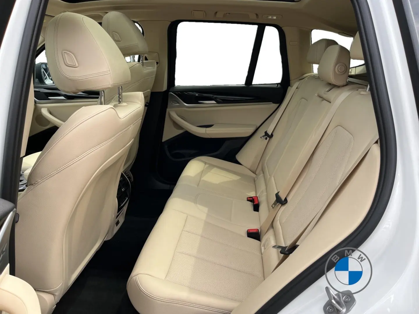 X3 xDrive30e 19