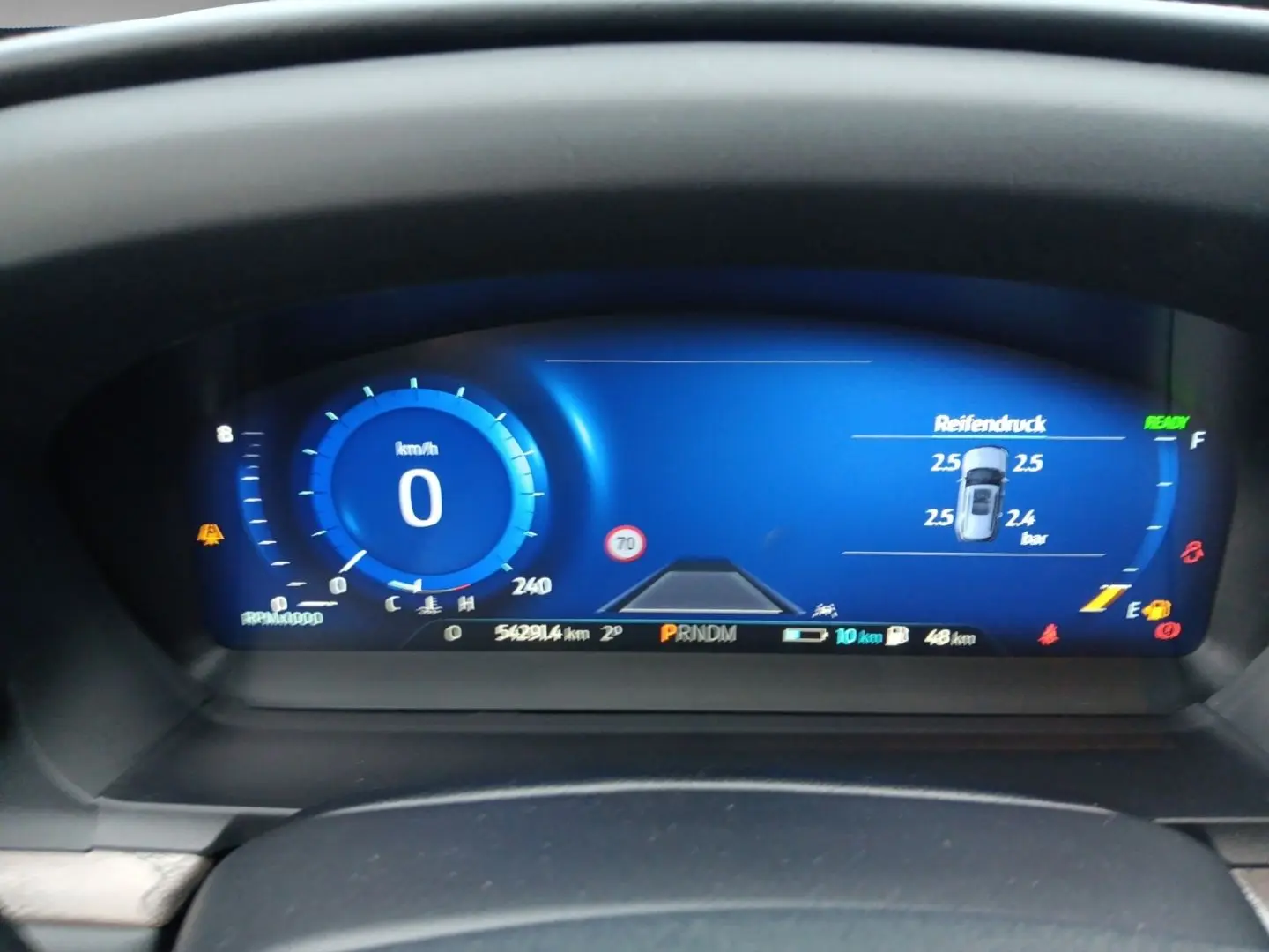 Explorer CTW Platinum Plug-in-Hybrid 4x4 3.0 Eco