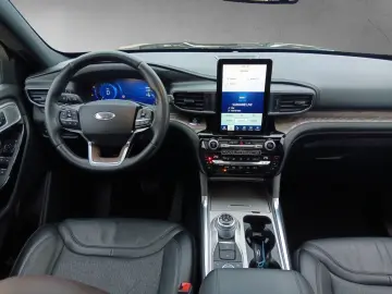 Explorer CTW Platinum Plug-in-Hybrid 4x4 3.0 Eco