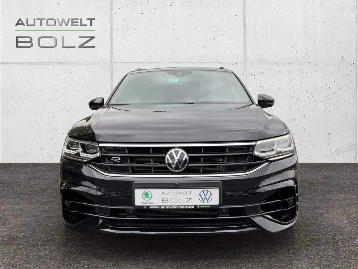 Tiguan R 4Motion 2.0 TSI HUD AHK Akrapovic Panod