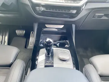 X3 xDrive 30e (M-Sport Navi AHK HUD Leder WLAN)