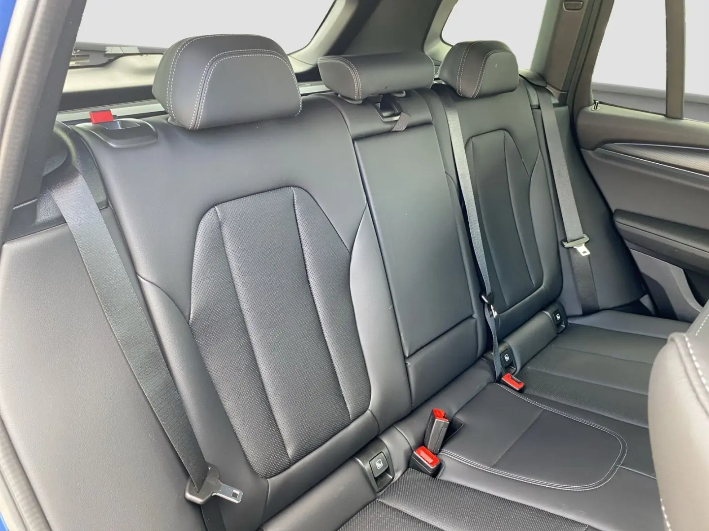 X3 xDrive 30e (M-Sport Navi AHK HUD Leder WLAN)