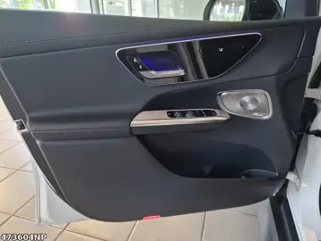 Mercedes-Benz GLC 200 4M +AMG+DIGITAL+BURMESTER