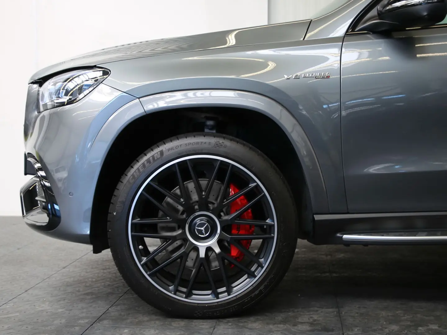 GLS 63 AMG 4M+ Pano*HUD*STH*AHK*4xSitzklima*23